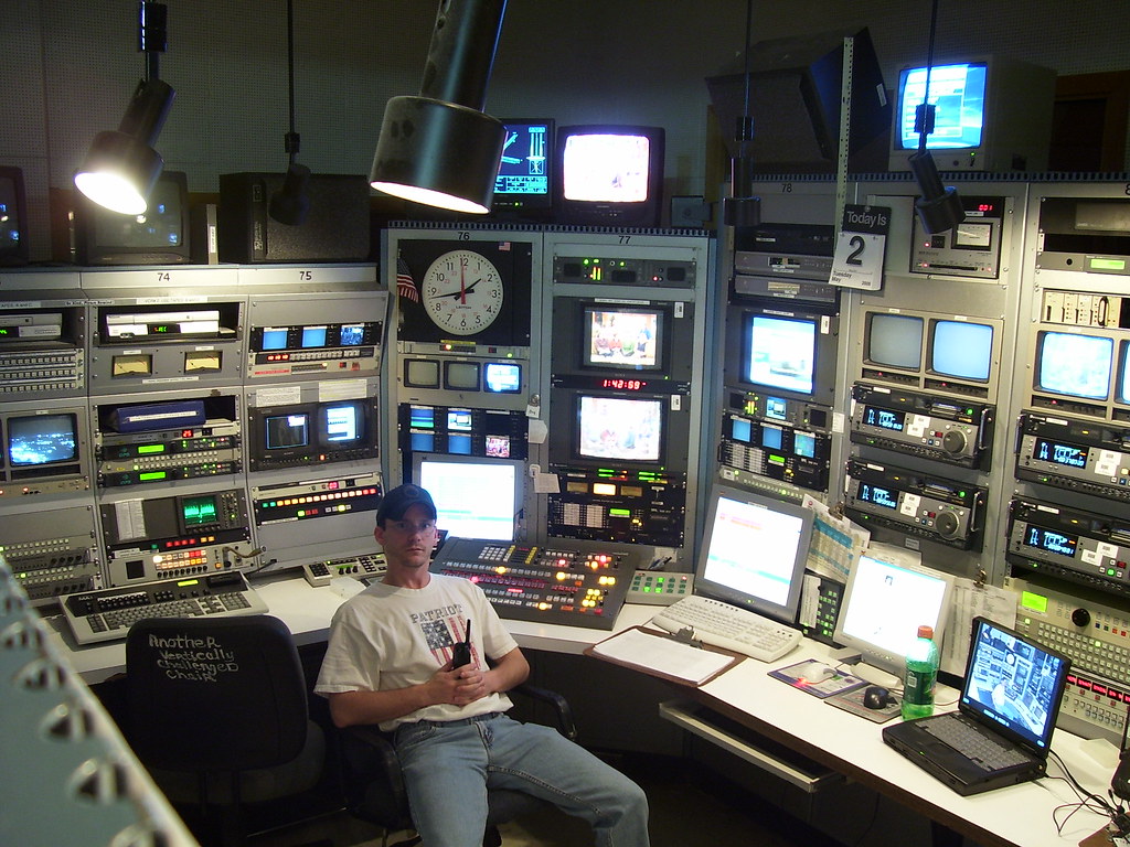 Remote control setting up a MAG portal address on a TV screen